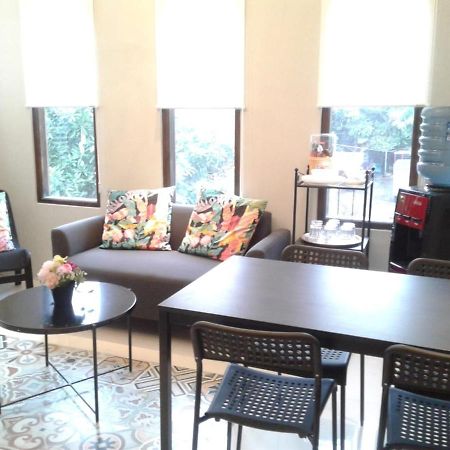 Sabi Guest House - Strategic Family -Married Couples Only- Hostel In Prawirotaman Γιογκιακάρτα Εξωτερικό φωτογραφία