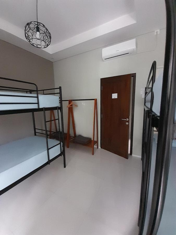 Sabi Guest House - Strategic Family -Married Couples Only- Hostel In Prawirotaman Γιογκιακάρτα Εξωτερικό φωτογραφία