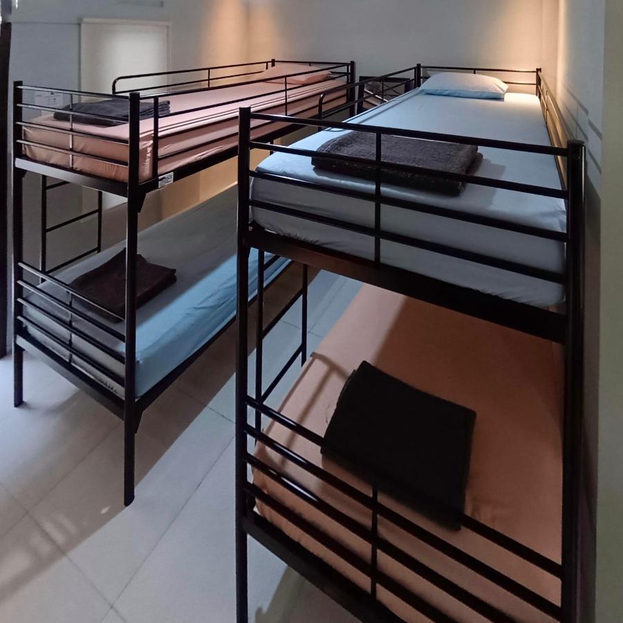 Sabi Guest House - Strategic Family -Married Couples Only- Hostel In Prawirotaman Γιογκιακάρτα Εξωτερικό φωτογραφία
