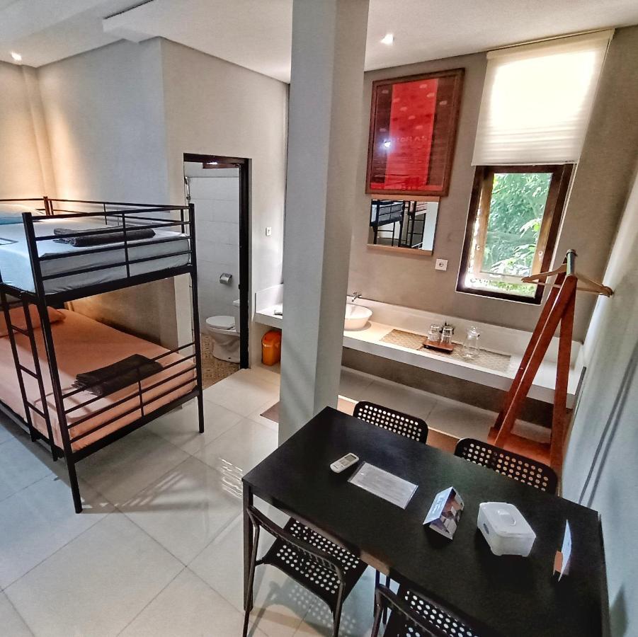 Sabi Guest House - Strategic Family -Married Couples Only- Hostel In Prawirotaman Γιογκιακάρτα Εξωτερικό φωτογραφία