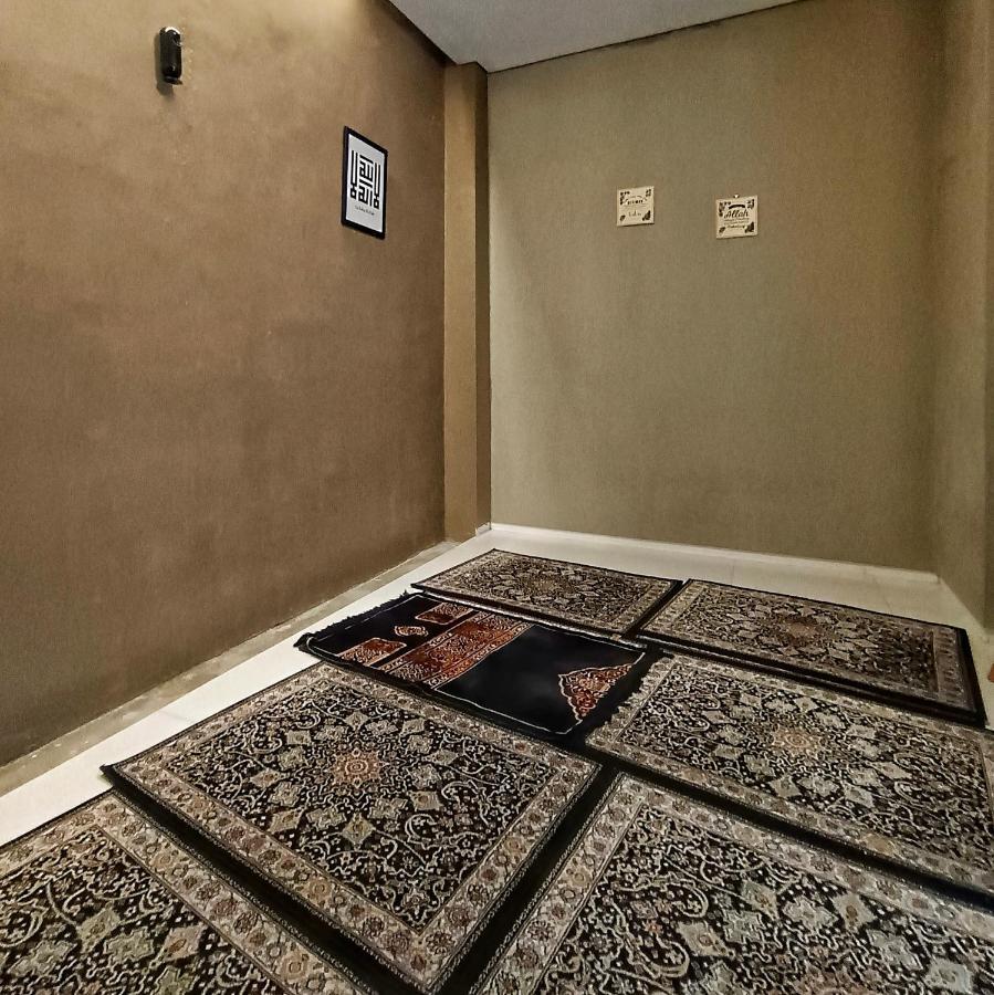 Sabi Guest House - Strategic Family -Married Couples Only- Hostel In Prawirotaman Γιογκιακάρτα Εξωτερικό φωτογραφία
